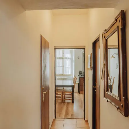 Appartement 3bd Old Town Square & Astronomical Clock 100 Metres